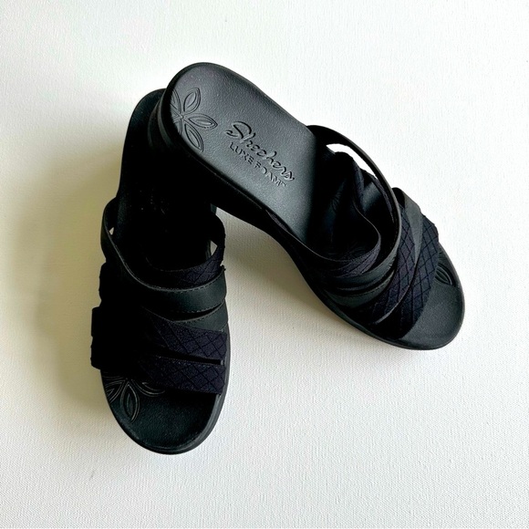 EUC Skechers Pier-Lite-Fading-Sun Black Wedge Sandals - Picture 2 of 4